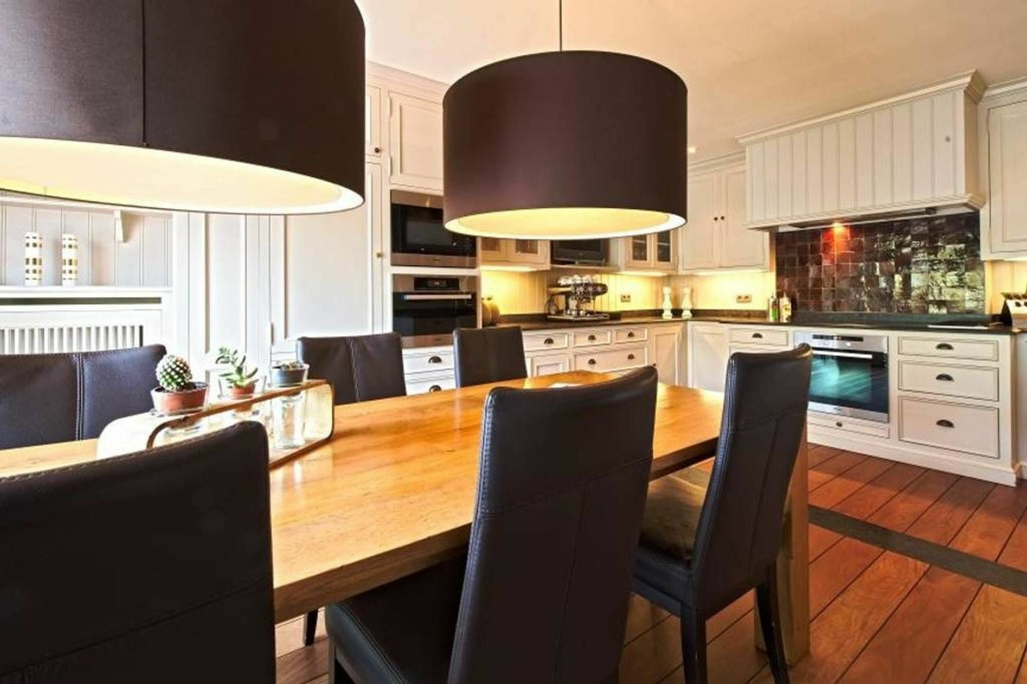 Appartement With 2 Bedrooms In Uccle, With Enclosed Garden And Wifi Brussel